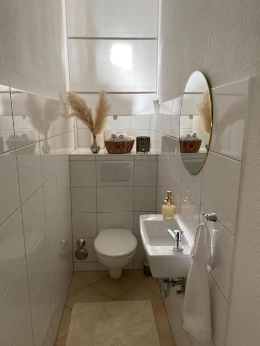 Altbau-Oase Der Eleganz: Stadtnaher Komfort Pur วิสบาเดน ภายนอก รูปภาพ