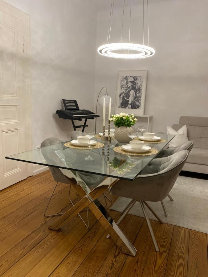 Altbau-Oase Der Eleganz: Stadtnaher Komfort Pur วิสบาเดน ภายนอก รูปภาพ