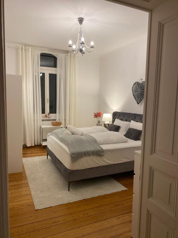 Altbau-Oase Der Eleganz: Stadtnaher Komfort Pur วิสบาเดน ภายนอก รูปภาพ